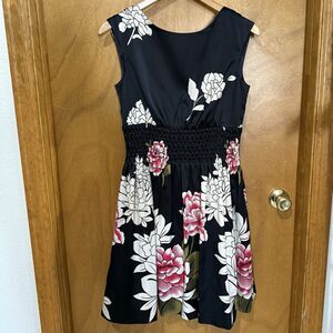 Jessica Simpson Women’s Floral Silklike Cocktail Dress With Japanese Flowers Sz6
